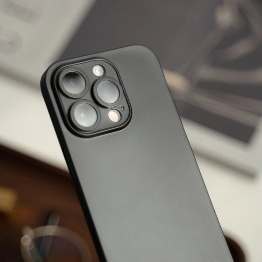 Ultra-Thin iPhone Case – Sleek, Lightweight Protection